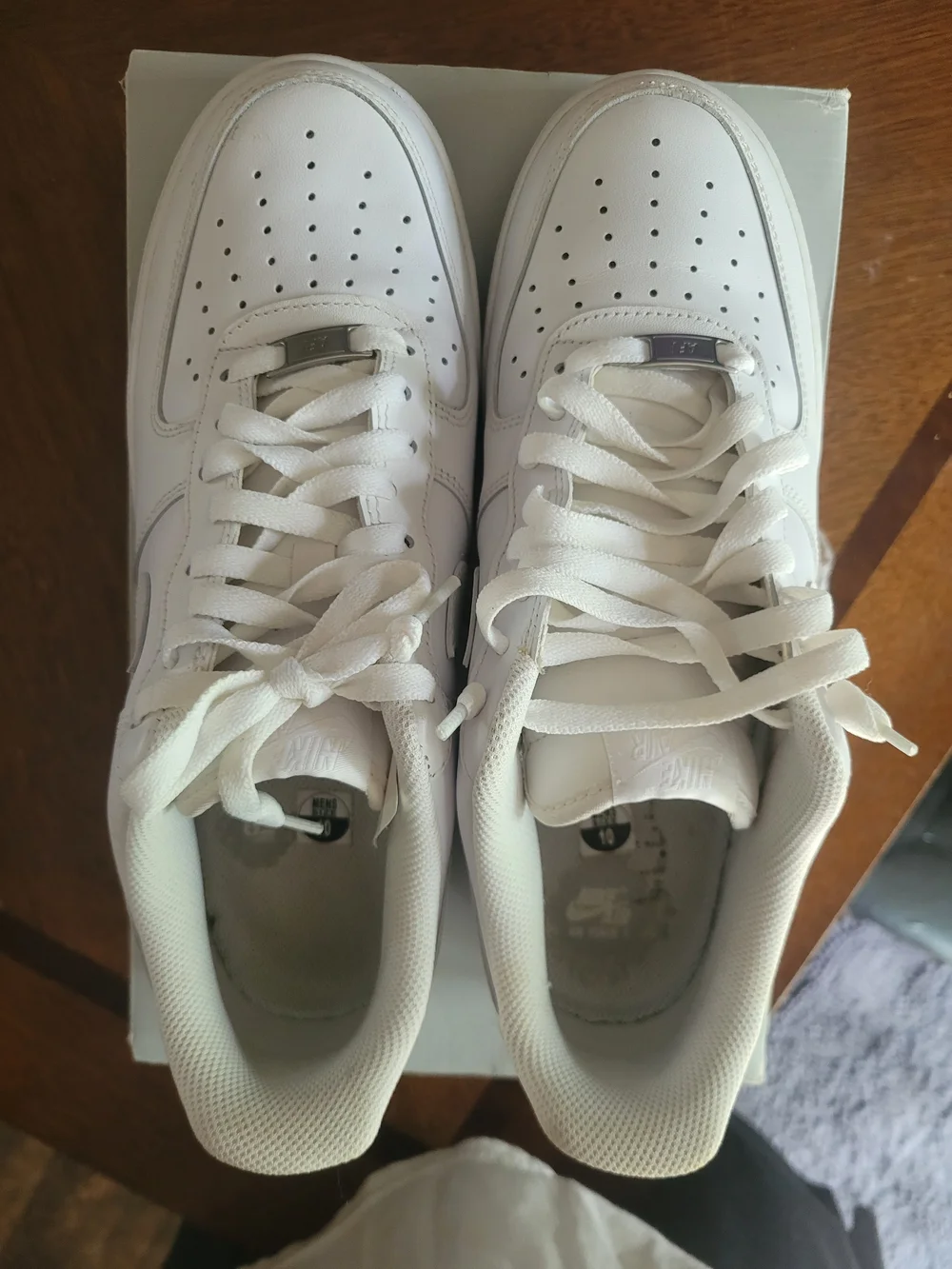 Nike White Men’s Air Force 1 Low Athletic Shoes Size 10